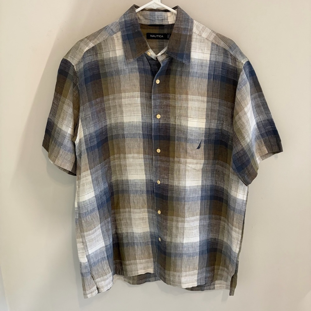 Nautica 100% Linen Plaid Short Sleeve Button Down Shirt.
